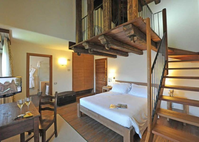 Valle d'Aosta Antey-Saint-Andre Triple Room