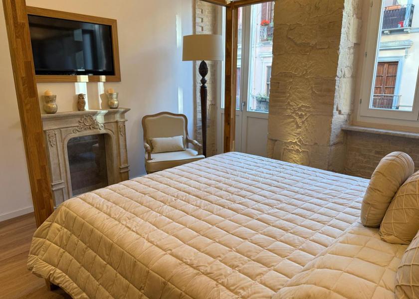 Sardinia Cagliari King Room with Balcony