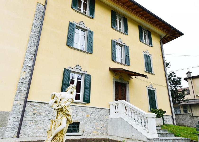 Lombardy Roncola Exterior view