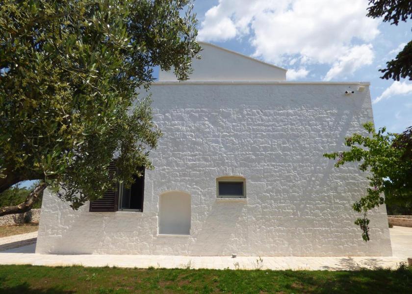 Puglia Castellana Grotte Exterior view