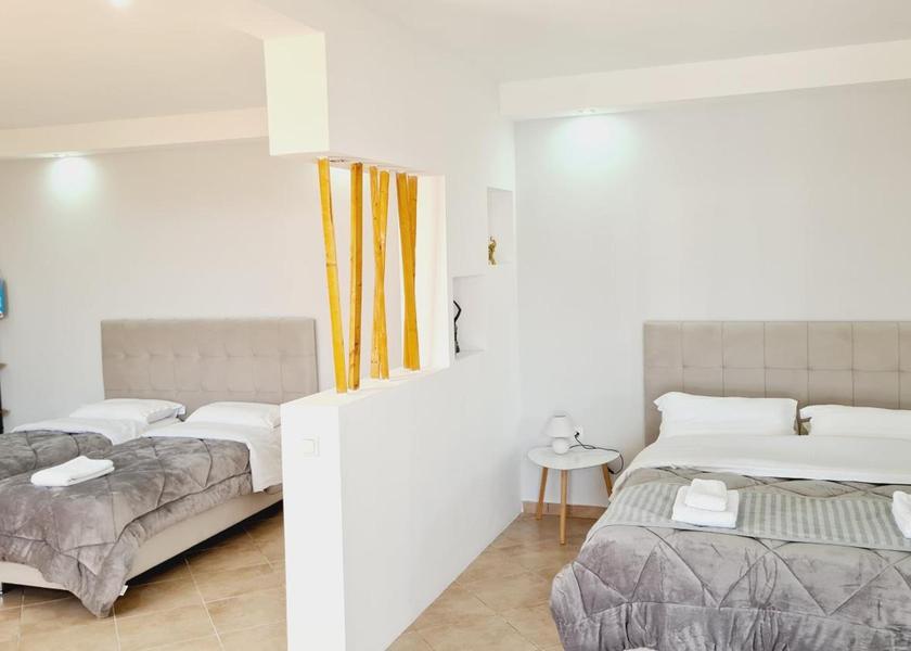 Central Greece Kymi-Aliveri Premium Quadruple Room