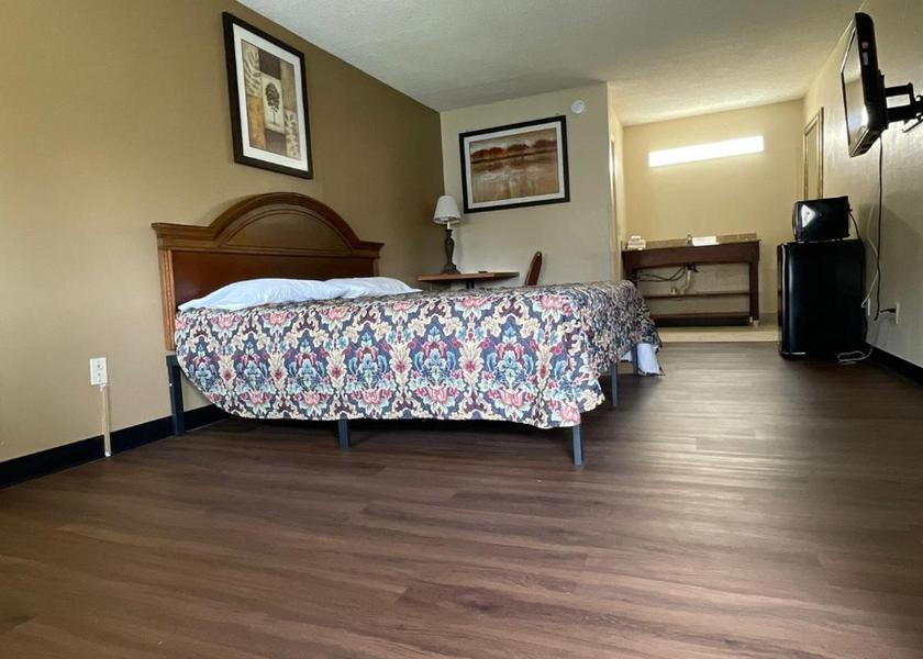 Indiana Warsaw Deluxe Room