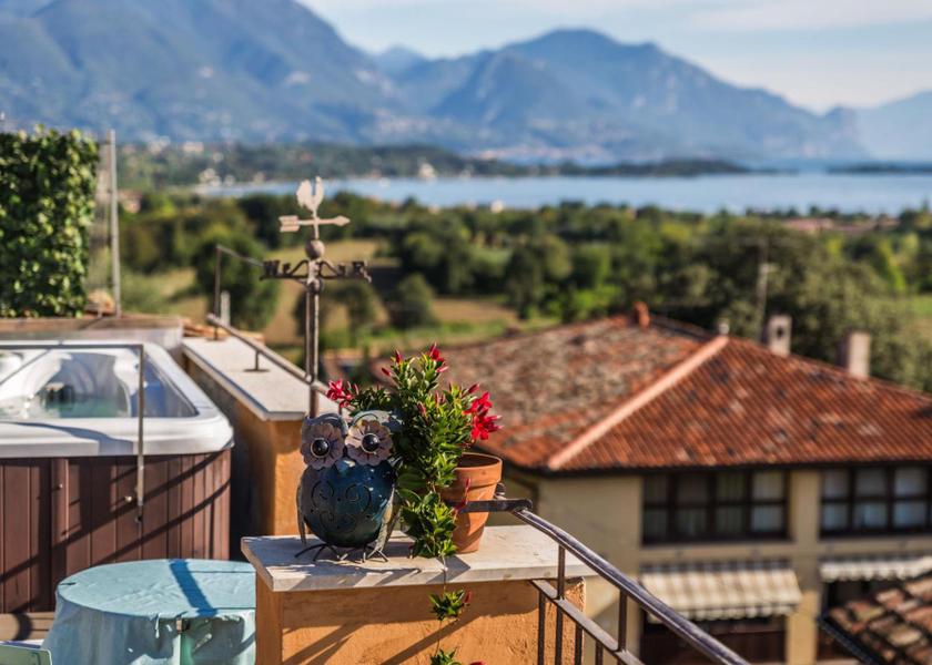 Lombardy Manerba del Garda Hot tub