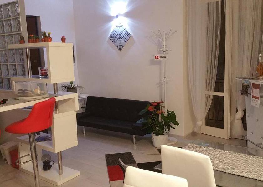 Shared lounge/TV area