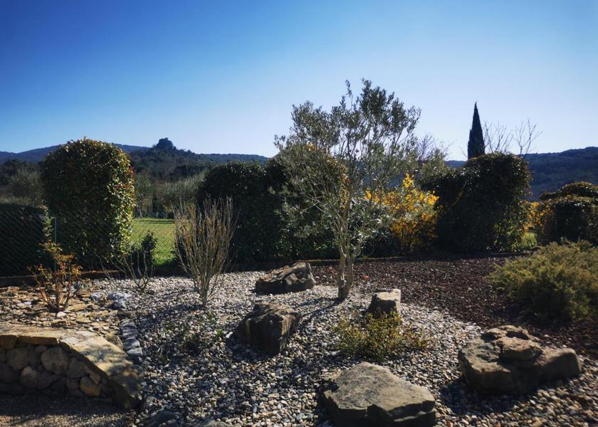 Auvergne-Rhône-Alpes Grospierres Garden