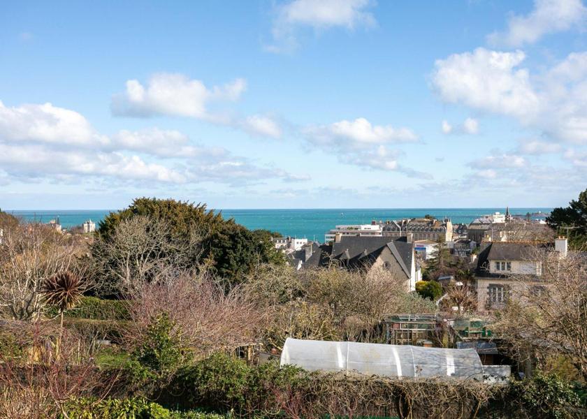 Brittany Saint-Quay-Portrieux Exterior view