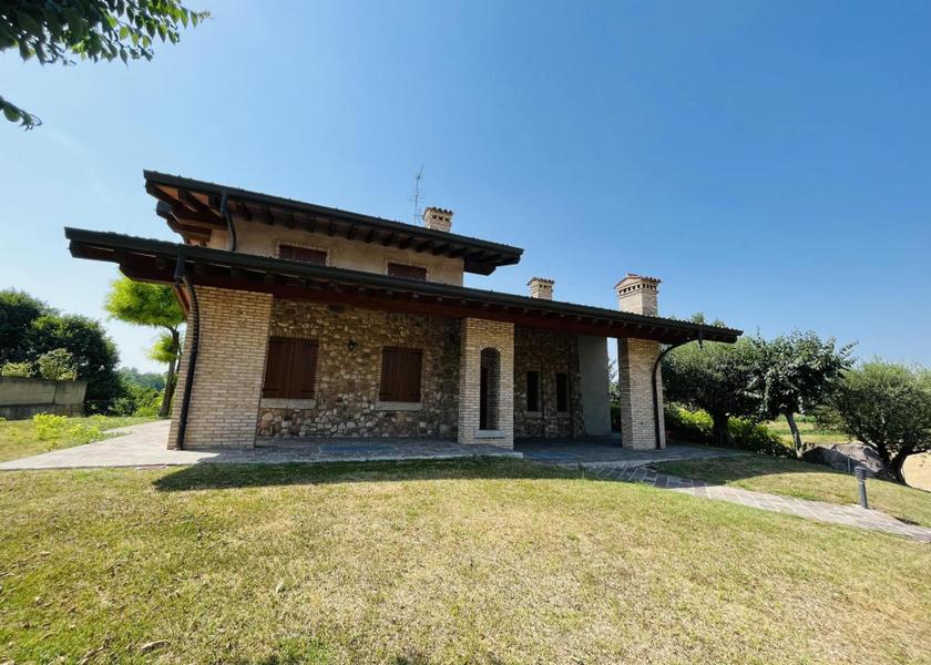 Lombardy Monzambano Exterior view