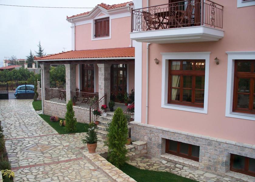 Central Greece Amfikleia-Elateia Entrance