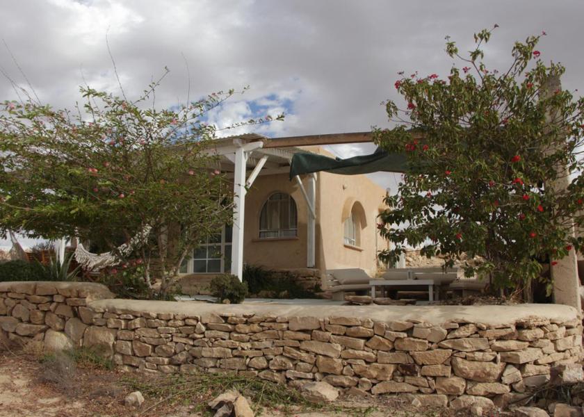 Southern Ramat Negev Hotel Exterior