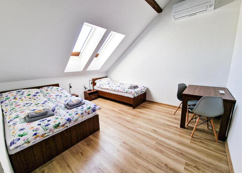 Lesser Poland Voivodeship Grodek Nad Dunajcem Triple Room - Disability Access