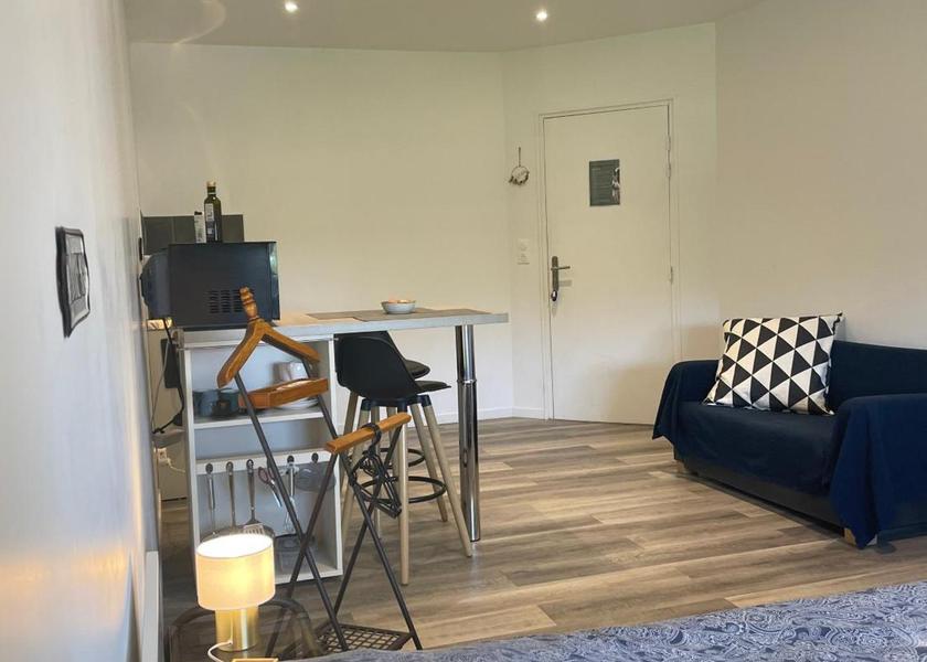 Centre-Loire Valley Lorris Deluxe Studio