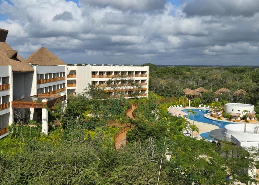 Campeche Tixmucuy Exterior view