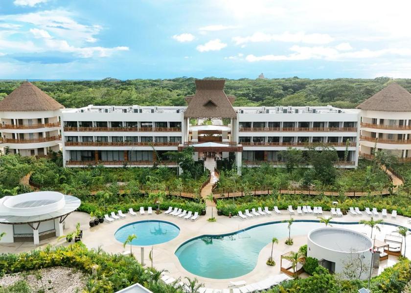 Campeche Tixmucuy Exterior view