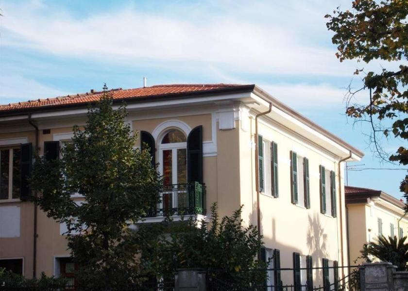 Tuscany Carrara 