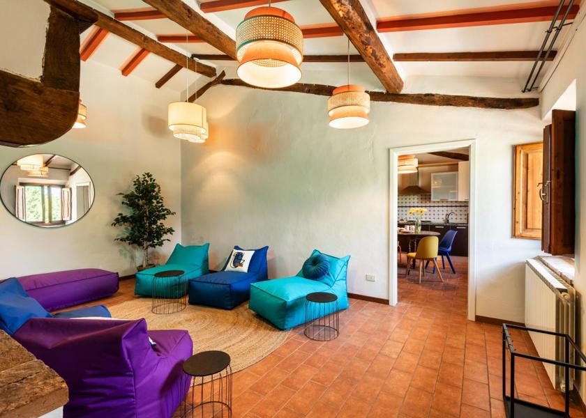 Shared lounge/TV area