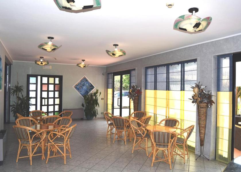 Tuscany Pisa Lobby