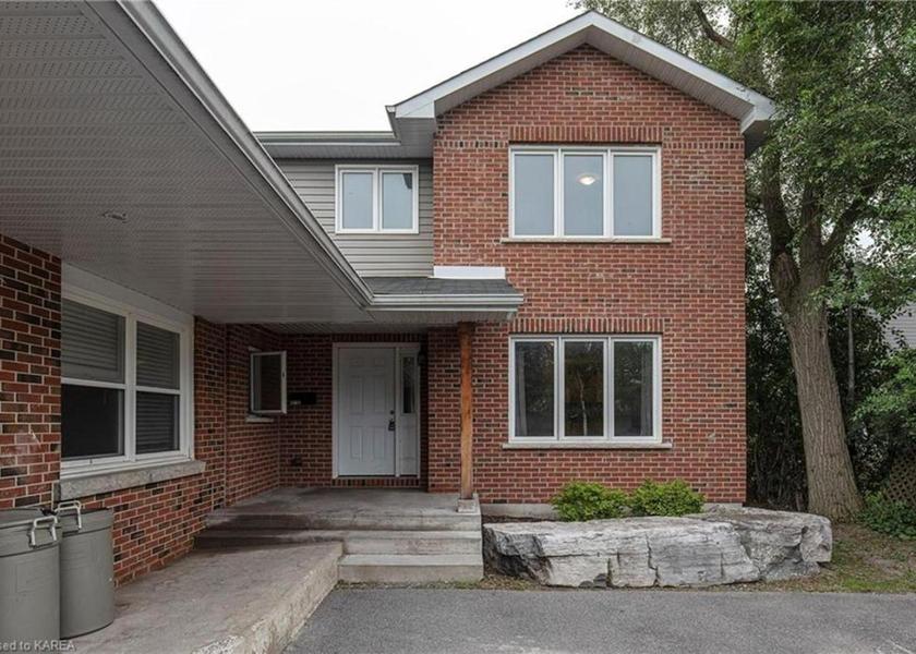 Ontario Kingston Exterior view
