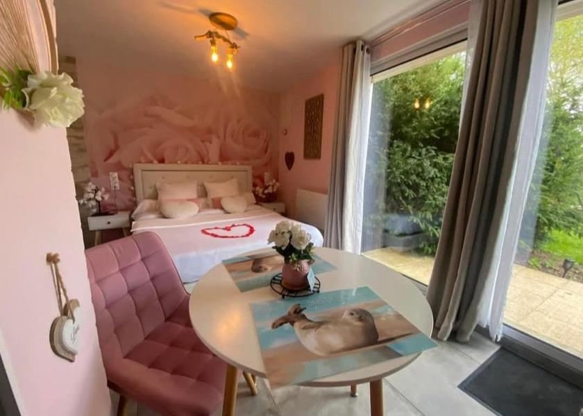 Hauts-de-France Favieres Superior Queen Room