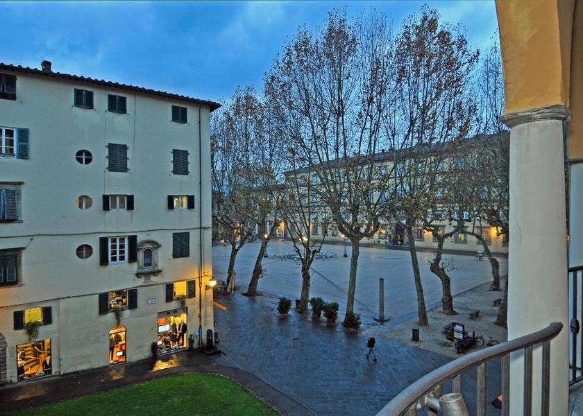 Tuscany Lucca Surrounding environment