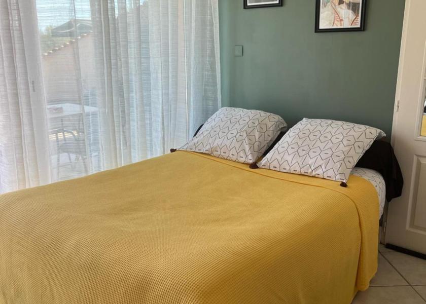 Nouvelle-Aquitaine La Roche-Chalais Double Room with Private Bathroom
