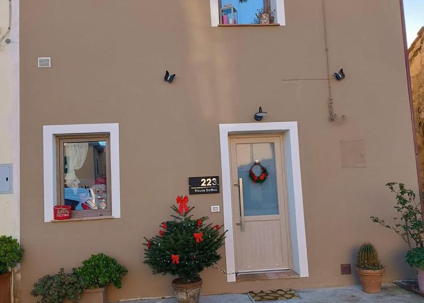 Tuscany Pisa Exterior view