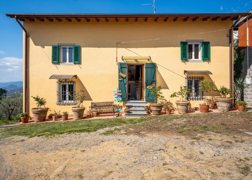 Tuscany Lamporecchio Exterior view
