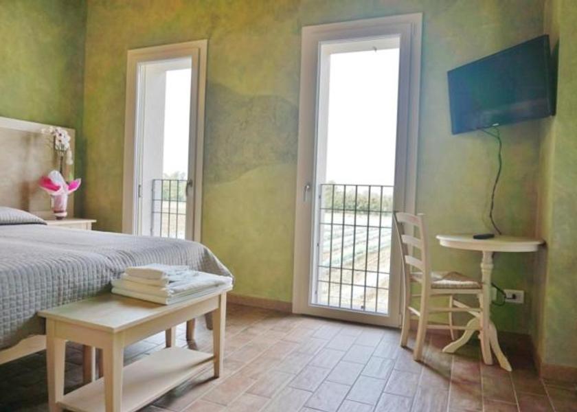Emilia-Romagna Carpaneto Piacentino Double Room with Private Bathroom