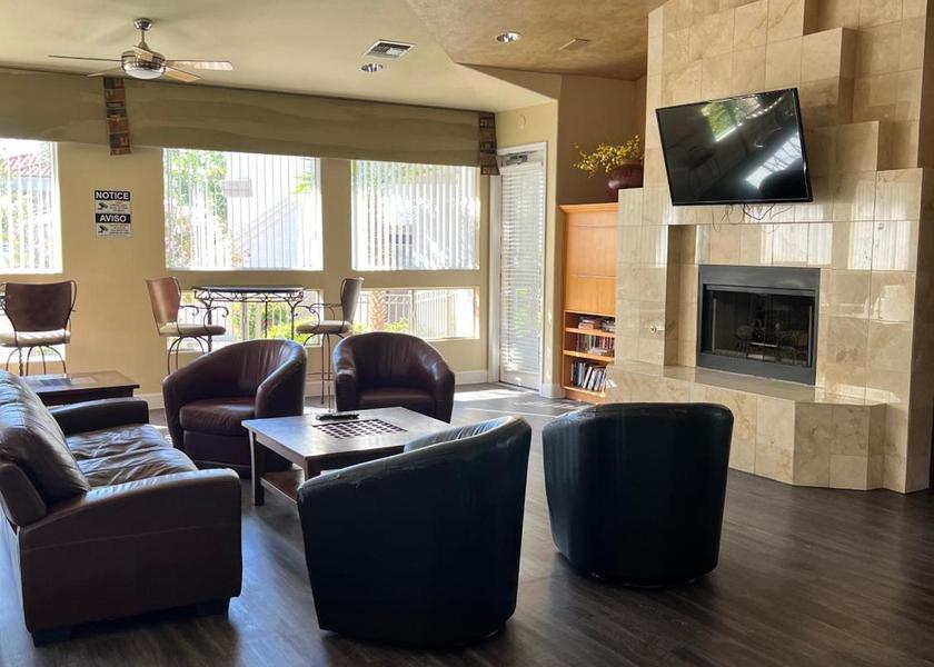 Arizona Scottsdale Shared lounge/TV area