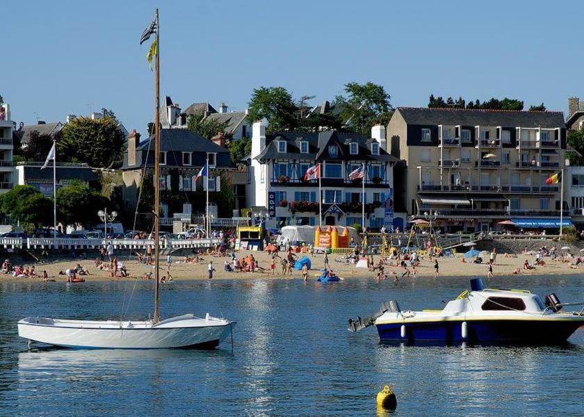 Brittany Saint-Quay-Portrieux Beach