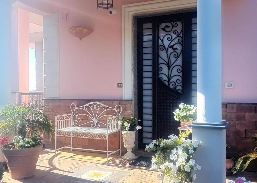 Campania Lettere Exterior view