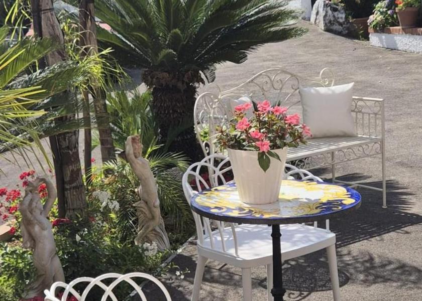 Campania Lettere Garden
