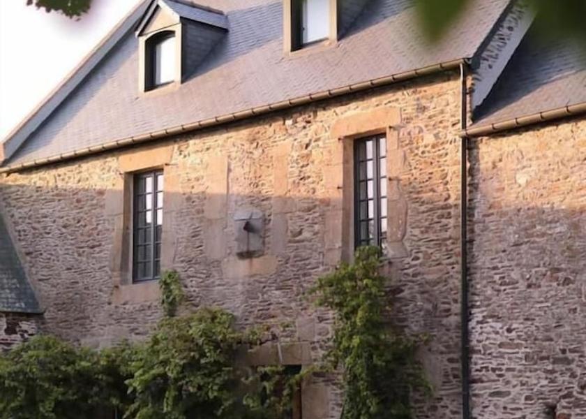 Brittany Saint-Benoit-des-Ondes Front of property