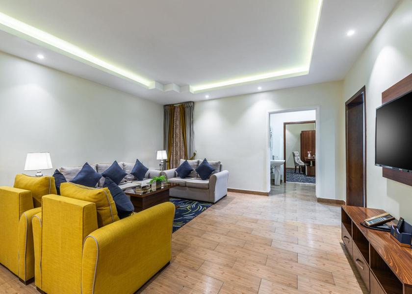 Shared lounge/TV area