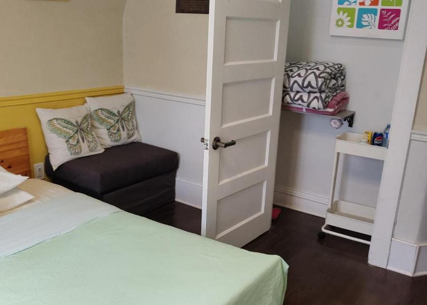 Ontario Ottawa Double Room with Private Bathroom