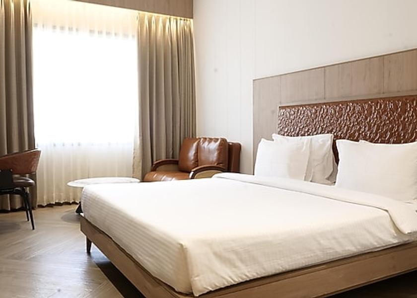 Gujarat Surat Deluxe King Bed Room