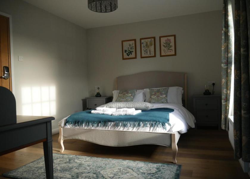 England Towcester Double Room with Private Bathroom