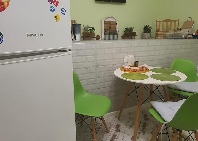 Shared lounge/TV area