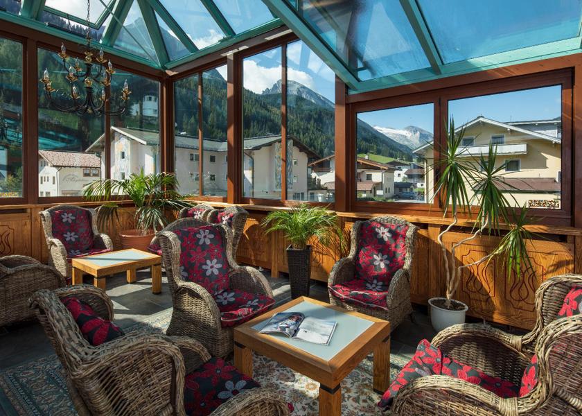 Tyrol Tux Public areas