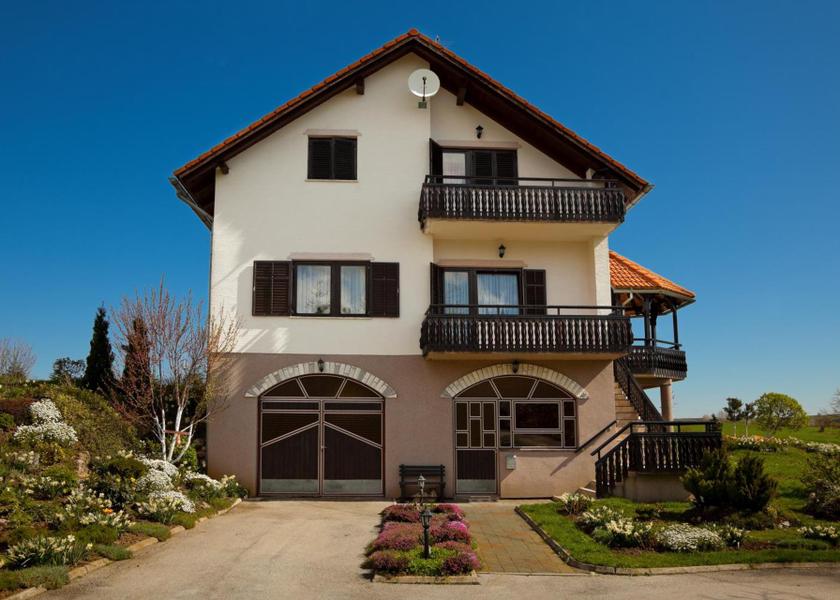 Karlovac Rakovica Exterior view