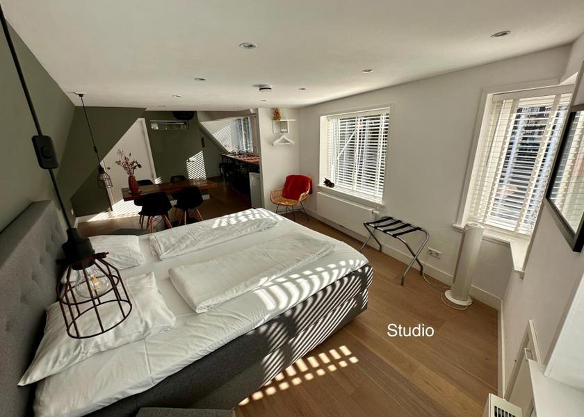 North Holland Hoorn Family Studio