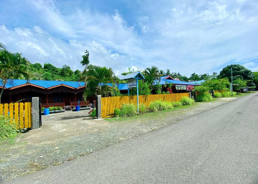 Southwest Papua Waisai Outdoors