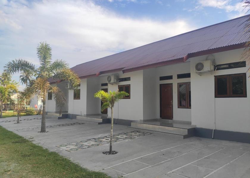 East Nusa Tenggara Desa Kowanara Hotel Exterior