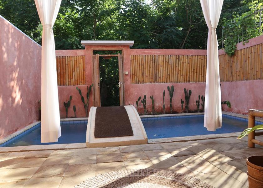 West Nusa Tenggara Gili Meno 