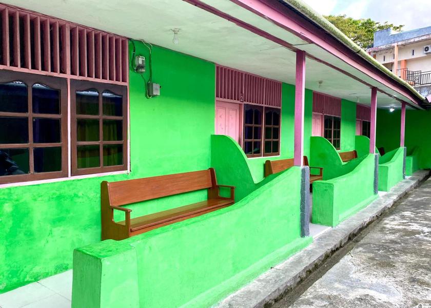 Southwest Papua Waisai Exterior view