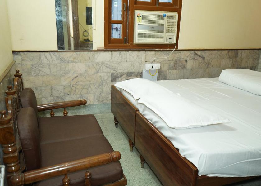 Bihar Begusarai Double Bed Room With Air conditioning