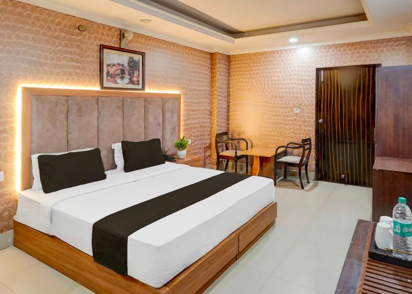 Uttarakhand Rudrapur Classic Triple Room