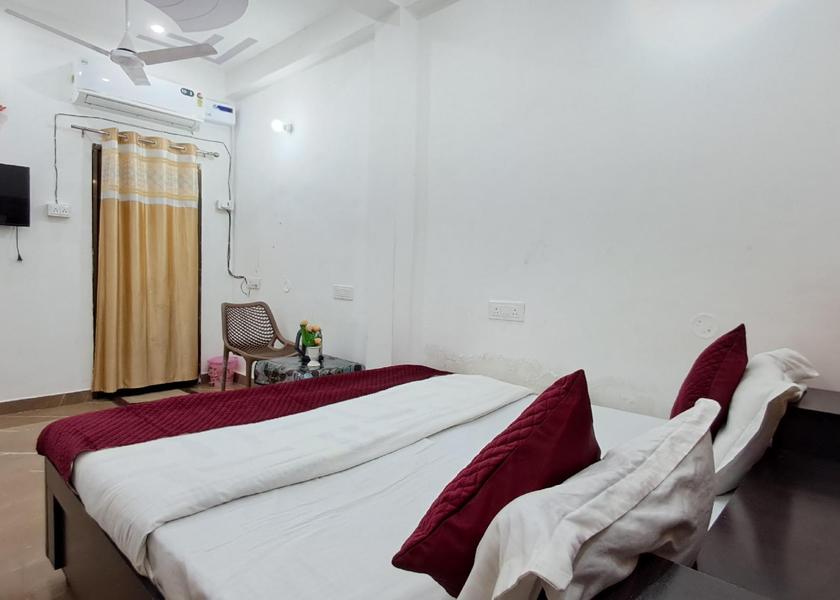 Uttar Pradesh Ayodhya Deluxe Room
