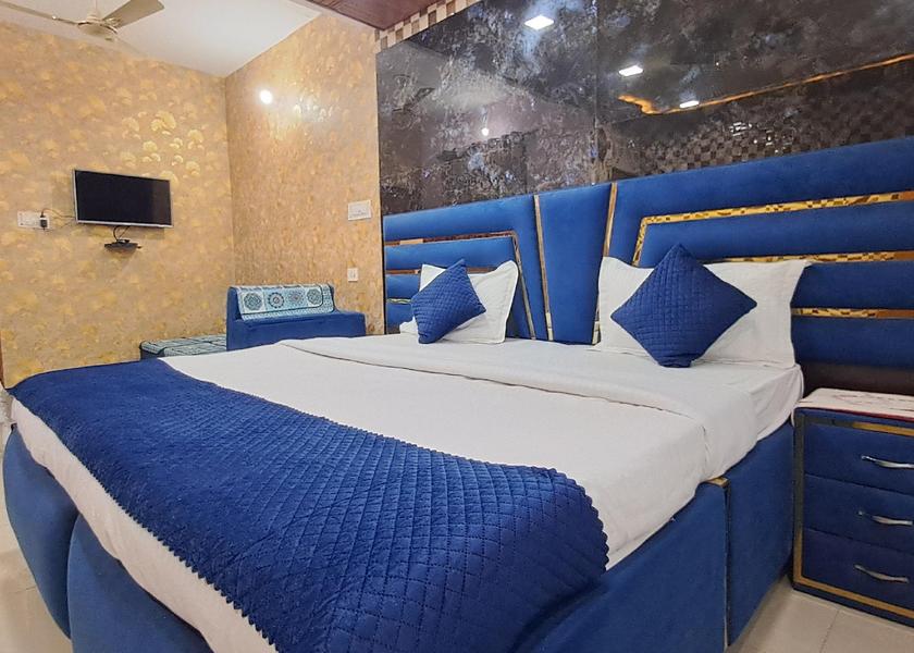 Uttar Pradesh Ayodhya Deluxe Room