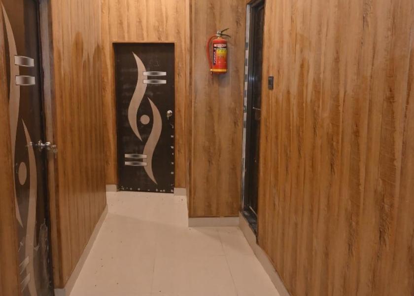 Uttar Pradesh Ayodhya Lobby