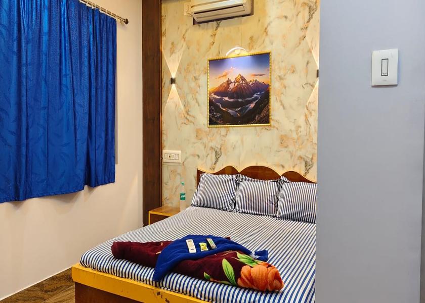 West Bengal Tarapith Deluxe Double Room with Air Conditioning